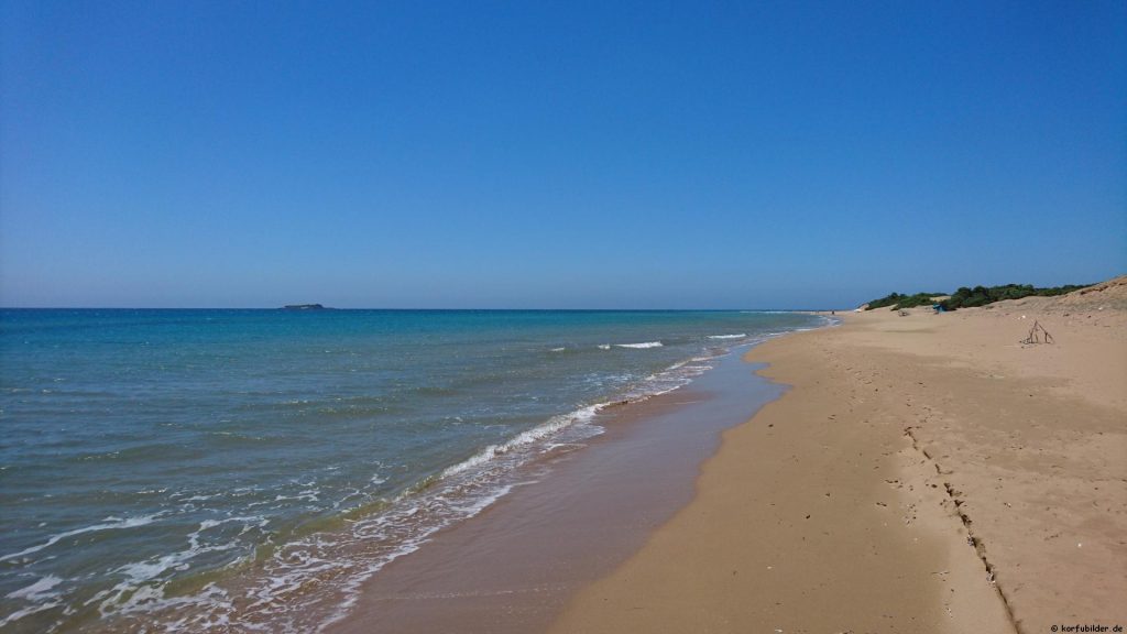 Agios Georgios Issos Beach