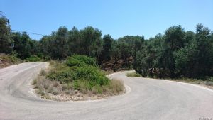 Chlomos Area - Way to Linia